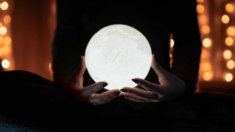 A crystal ball depicting that someone is trying to find SEO predictions for 2023